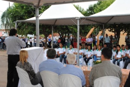 Vagas foram anunciadas pelo prefeito de Bataguassu, Pedro Caravina -