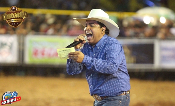 Luciano de Oliveira na arena do Taboadão 2018 - Arquivo/Cultura FM