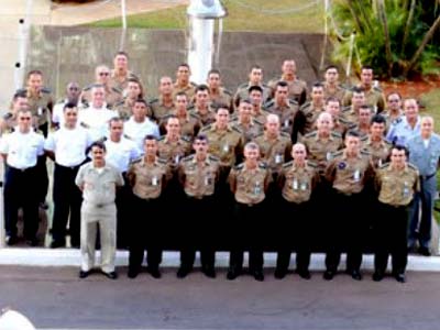 Militares que se preparam para ir ao Haiti -