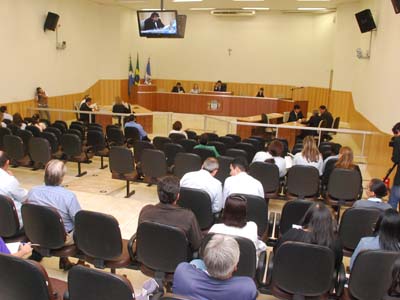 Quem prestigiar a Sessão desta terça-feira vai ganhar mudas -