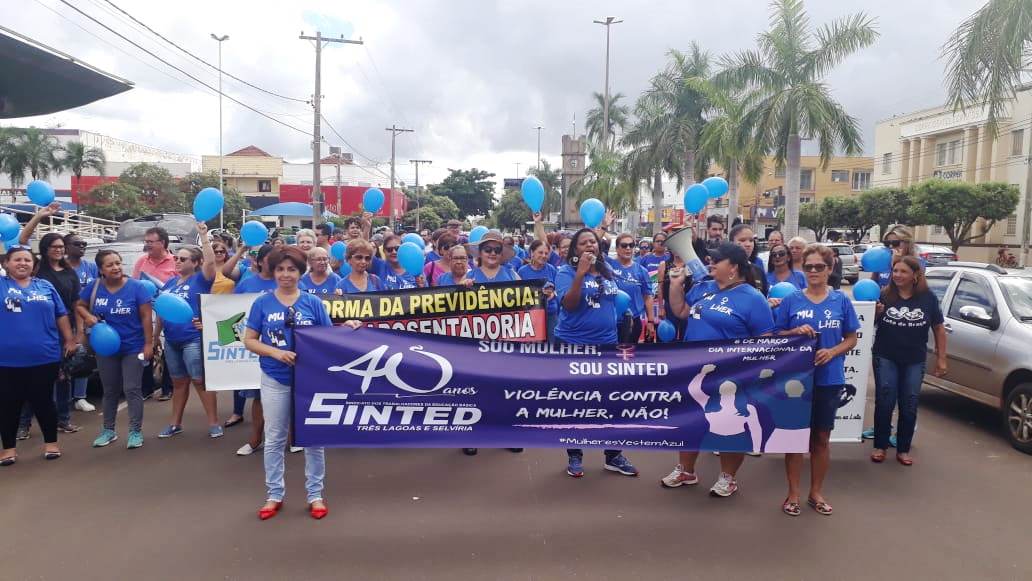 Ação foi organizada pelo Sindicato dos Trabalhadores em Educação de Três Lagoas - Cláudio Pereira/JPNews