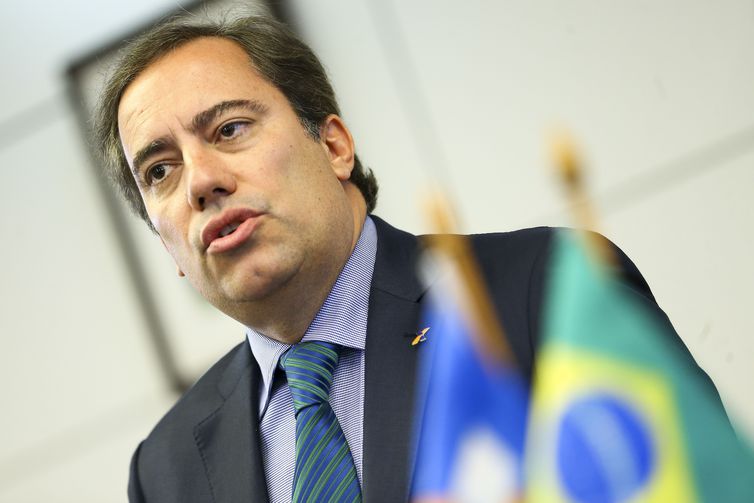 O presidente da Caixa Econômica Federal, Pedro Guimarães, durante entrevista coletiva para apresentar detalhes da campanha de renegociação de dívidas "Você no Azul". - Marcelo Camargo/Agência Brasil/Arquivo - ArquivoAgência Brasil O presidente da Caixa Econômica Federal, Pedro Guimarães, durante entrevista coletiva para apresentar detalhes da campanha de renegociação de dívidas "Você no Azul". - Marcelo Camargo/Agência Brasil/Arquivo - ArquivoAgência Brasil
