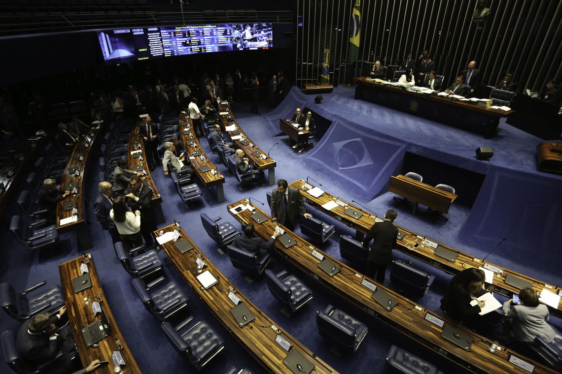 Votação foi realizada em primeiro e segundo turnos, consecutivos - Fabio Rodrigues Pozzebom/Agência Brasil