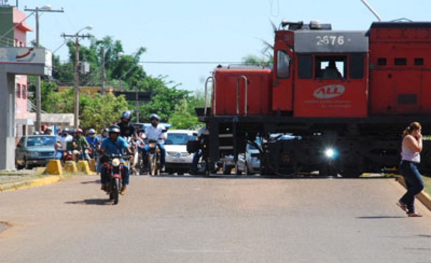 MPF pede a condenação do Dnit e da Agesul por atraso em obras do contorno ferroviário - Arquivo/JPNEWS