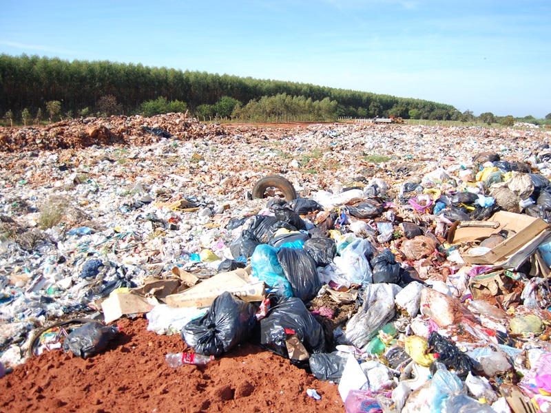 Gasto do município com a coleta seletiva de lixo e com o aterro sanitário estão na mira do MP - Arquivo/JP