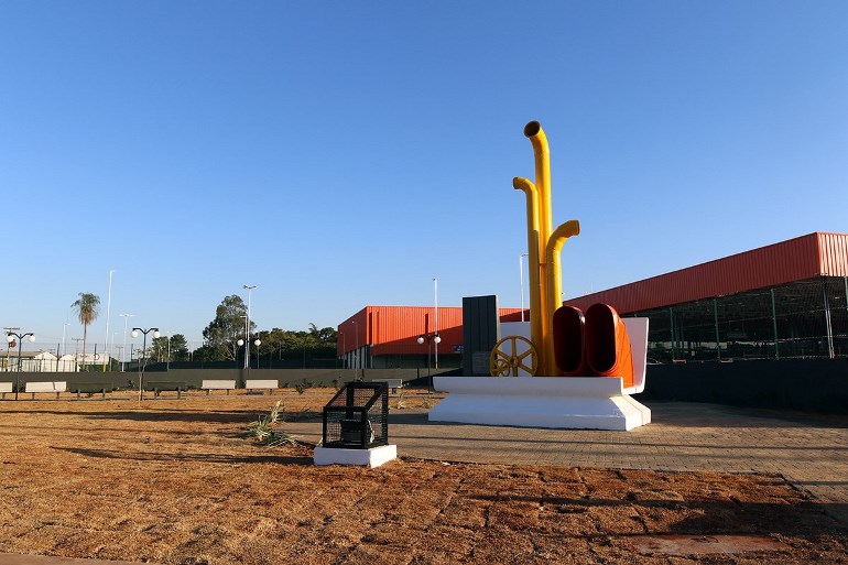 Monumento que marca início do Distrito Industrial é restaurado - Divulgação