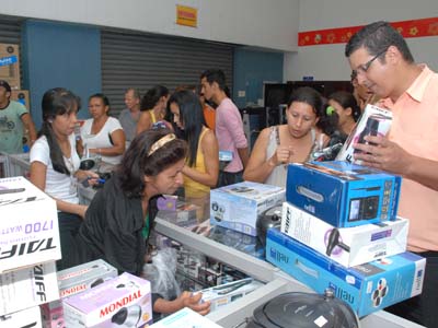 Comércio de Três Lagoas terá horário especial em função do Dia das Mães -