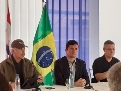Representantes do Paraguai e da Argentina não estiveram presentes devido ao forte nevoeiro no Aeroporto Internacional de Ponta Porã - Lílian Rech/CBN