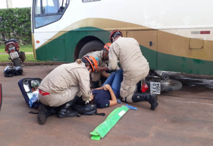 Socorro foi realizado por militares do Corpo de Bombeiros, que não constataram fraturas na vítima - Divulgação/CBM