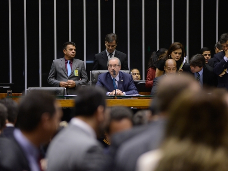 Cunha diz que pedido de afastamento contra ele é peça teatral Cunha diz que pedido de afastamento contra ele é peça teatral