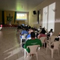 Além do trabalho com os jovens, a Igreja também realiza outras iniciativas de assistência social.