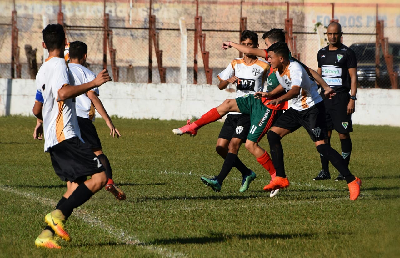 Oitava rodada do Estadual Sub-17 classificou três times para as quartas de final