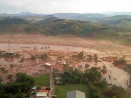 Mariana (MG): Sobe para 11 o número de corpos encontrados em razão do rompimento de barragens