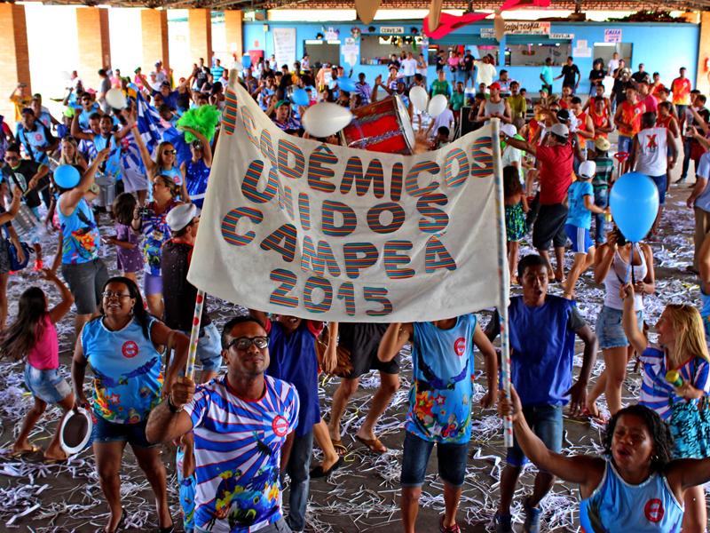 Escolas de samba comemora resultado no espaço Arena Mix - Elias Dias e Claudio Pereira