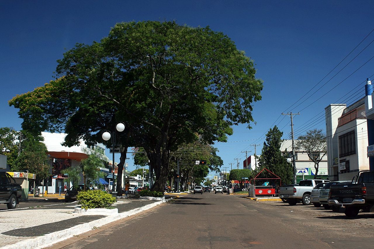 Avenida Brasil em Pontá Porã - Foto: Wikipedia