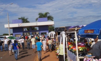 Comerciantes que pretendem comercializar produtos nas imediações do cemitério devem procurar secretaria - Arquivo/JPNews