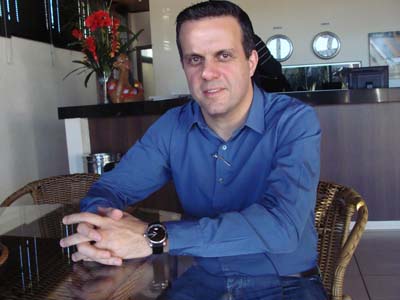 Ayache afirmou que o próximo projeto é a construção de um centro de diagnósticos, de tomografia e raio-x -