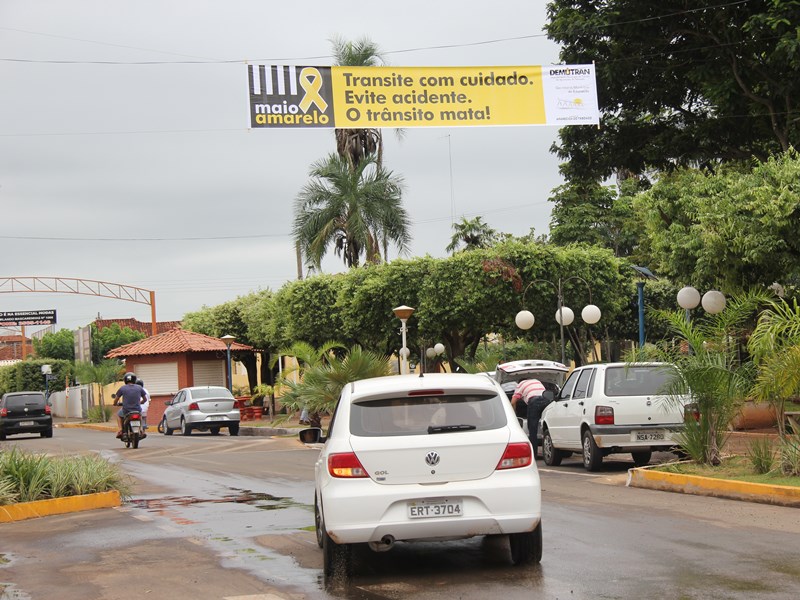 Campanha tem por objetivo chamar atenção para o alto índice de acidentes e vítimas no trânsito - Departamento de Comunicação