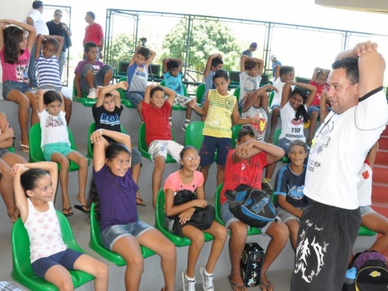 Os cincos dias do evento atenderá as crianças do bairro Novo Oeste - Elias Dias/JP