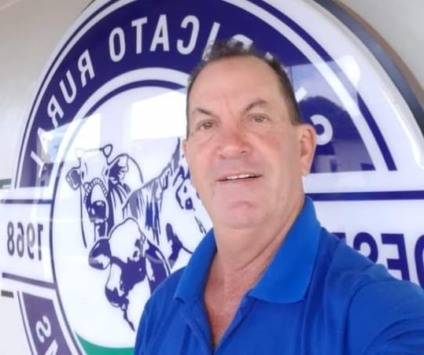 Amaury Costa trabalhava no Sindicato Rural de Paranaíba e capotou um caminhão carregado com ração animal - Reprodução