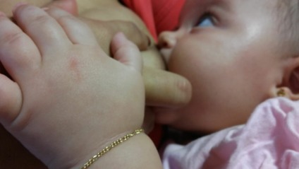 Para tentar fazer deste momento mais fácil, foi instituído o mês Agosto Dourado - Talita Matsushita/JPNEWS