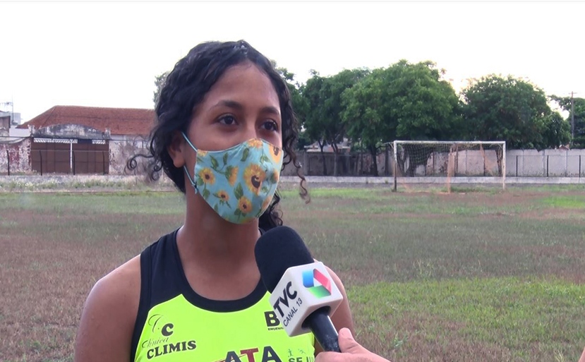 Juventude > Ana Laura ainda não se acostumou com as entrevistas - Reprodução/TVC