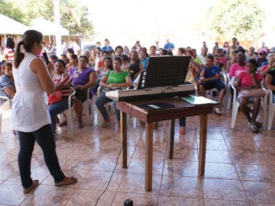A  ação reuniu cerca de 350 famílias do bairro Paranapungá e região, cadastradas no Programa -