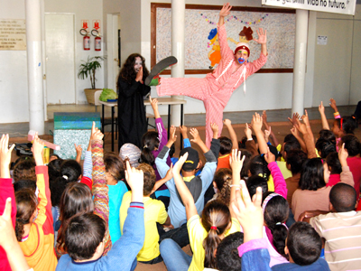 Por meio de peça teatral alunos aprendem noções de higiene -