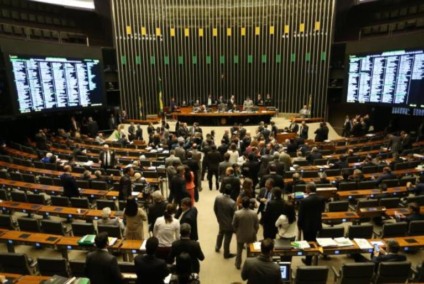 A ideia é acelerar a votação para que a matéria também seja votada ainda hoje no plenário do Senado - Divulgação/Agência Brasil