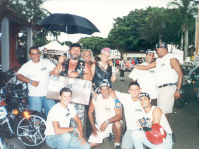 Membros do Trabuco Motoclube quando participaram do primeiro encontro em Campo Grande, no ano de 2003 -