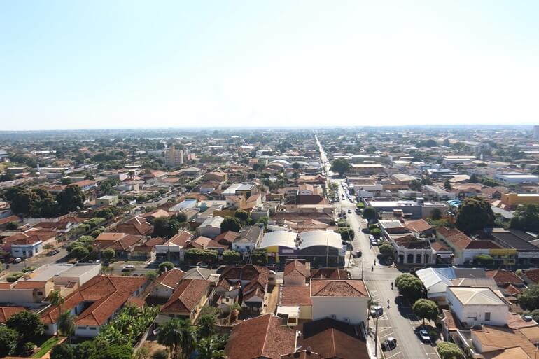 Três Lagoas vista por cima e uma imagem panorâmica - Hugo Leal/JPNEWS