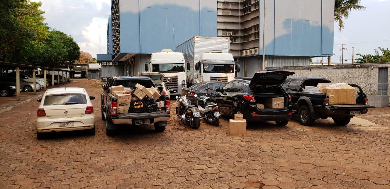 Veículos e mercadorias apreendidas na Operação Babel - Divulgação/PF