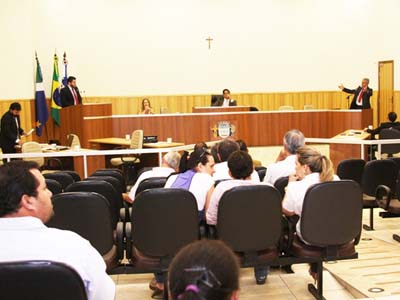 Vereadores aprovaram na manhã de ontem o reajuste para os servidores -