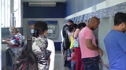 Saque começará a ser liberado a partir de sexta-feira (13) para quem possui conta na Caixa Econômica - Arquivo/JPNews