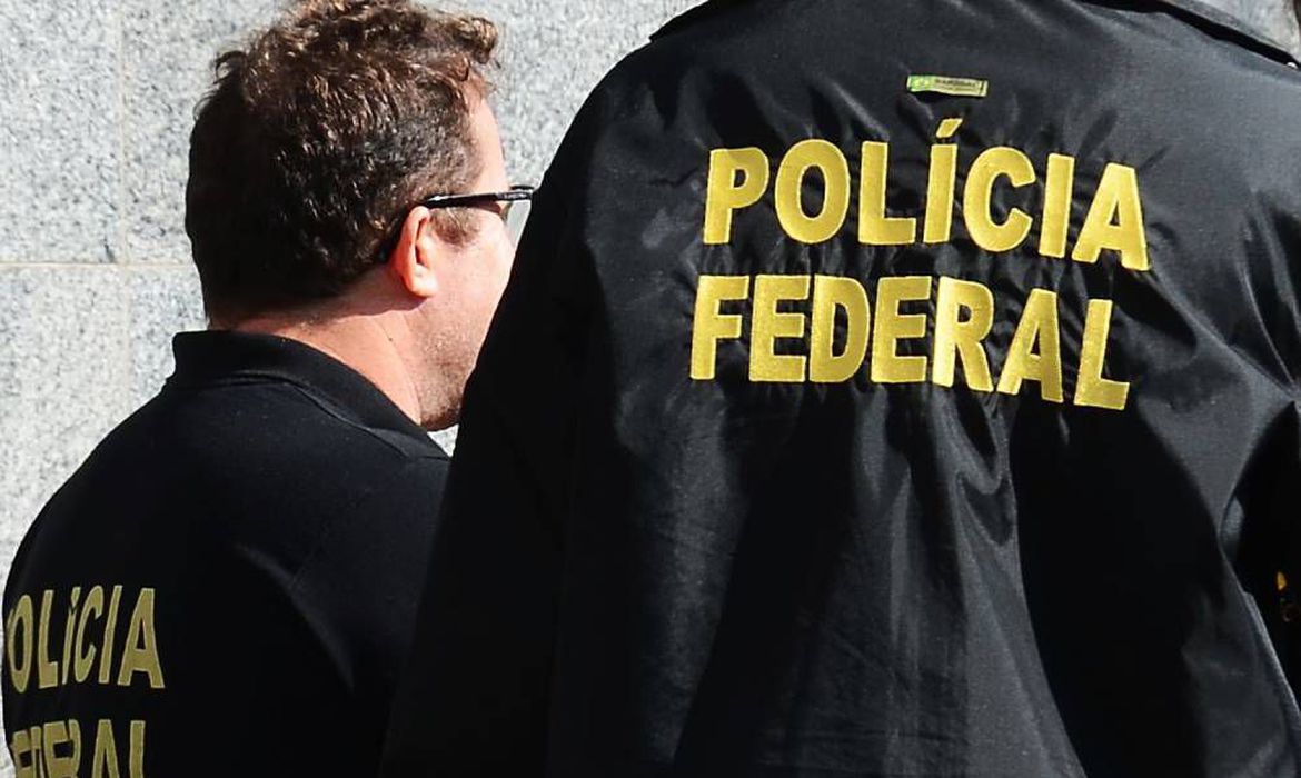 Vagas são de nível superior para os cargos de delegado, escrivão, papiloscopista e agente de polícia federal - Arquivo/Agência Brasil Vagas são de nível superior para os cargos de delegado, escrivão, papiloscopista e agente de polícia federal - Arquivo/Agência Brasil