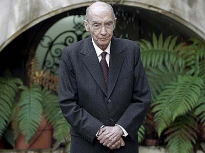 O escritor português José Saramago, que morreu hoje aos 87 anos -