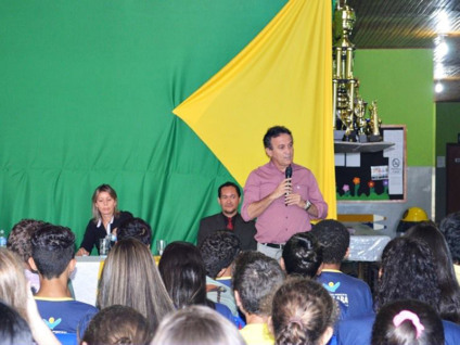 Juiz de direito André Ricardo, usou sua vida como exemplo de perseverança e determinação durante palestra - Divulgação Juiz de direito André Ricardo, usou sua vida como exemplo de perseverança e determinação durante palestra - Divulgação