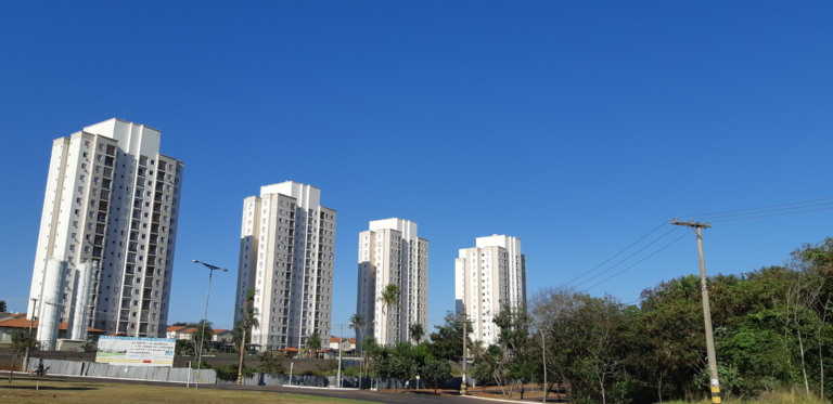 Inmet prevê tempo aberto com sol entre poucas nuvens em todas as regiões de MS. - Dayanne Faquetti