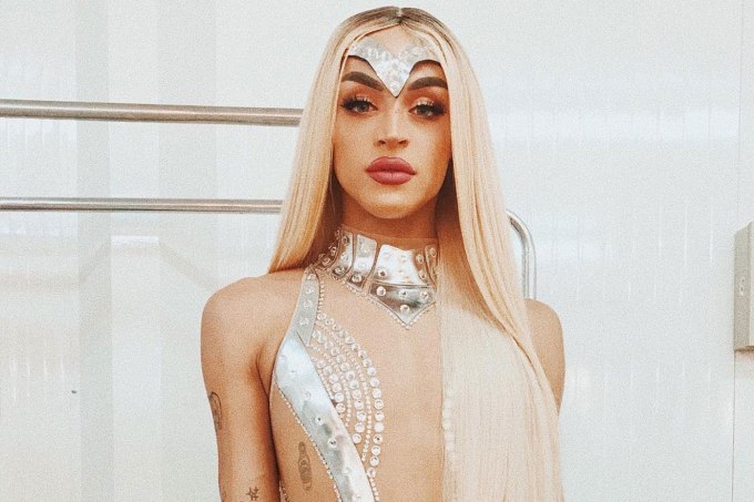 Pabllo Vittar bate recordes no Spotify com novo álbum “Não Para Não”