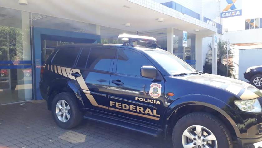 Agência da Caixa é interdita pela Polícia Federal durante operação - Ana Cristina Santos /JPNews