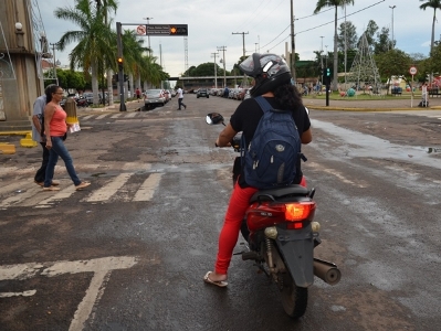 Em Três Lagoas, são quase 400 motocicletas de até 50 cilindradas - Claudio Pereira/JP