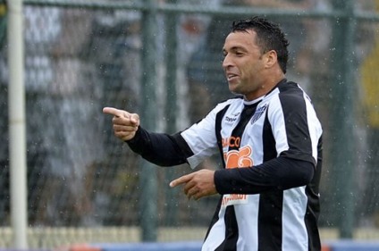 Daniel Carvalho comemora gol pelo Atlético-MG no Campeonato Brasileiro 2011 -