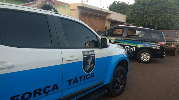 A PM solicitou outra equipe para auxiliar na ação, e realizou procedimento para acalmar o agressor - Arquivo/JPNEWS