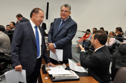 Deputados estaduais do partido Gerson Claro e Evander Vendramini acreditam no diálogo - Luciana Nassar/ALMS