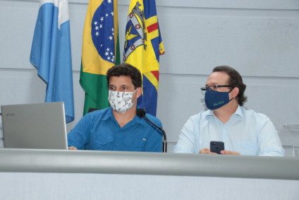 Vereadores Eduardo Romero e Dr Lívio planejam uma live com um representante do município para tratar do assunto daqui três semanas - Izaías Medeiros/Câmara Municipal