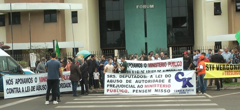 Protesto ocorreu na manhã desta terça-feira (20), em Três Lagoas - Reprodução/TVC