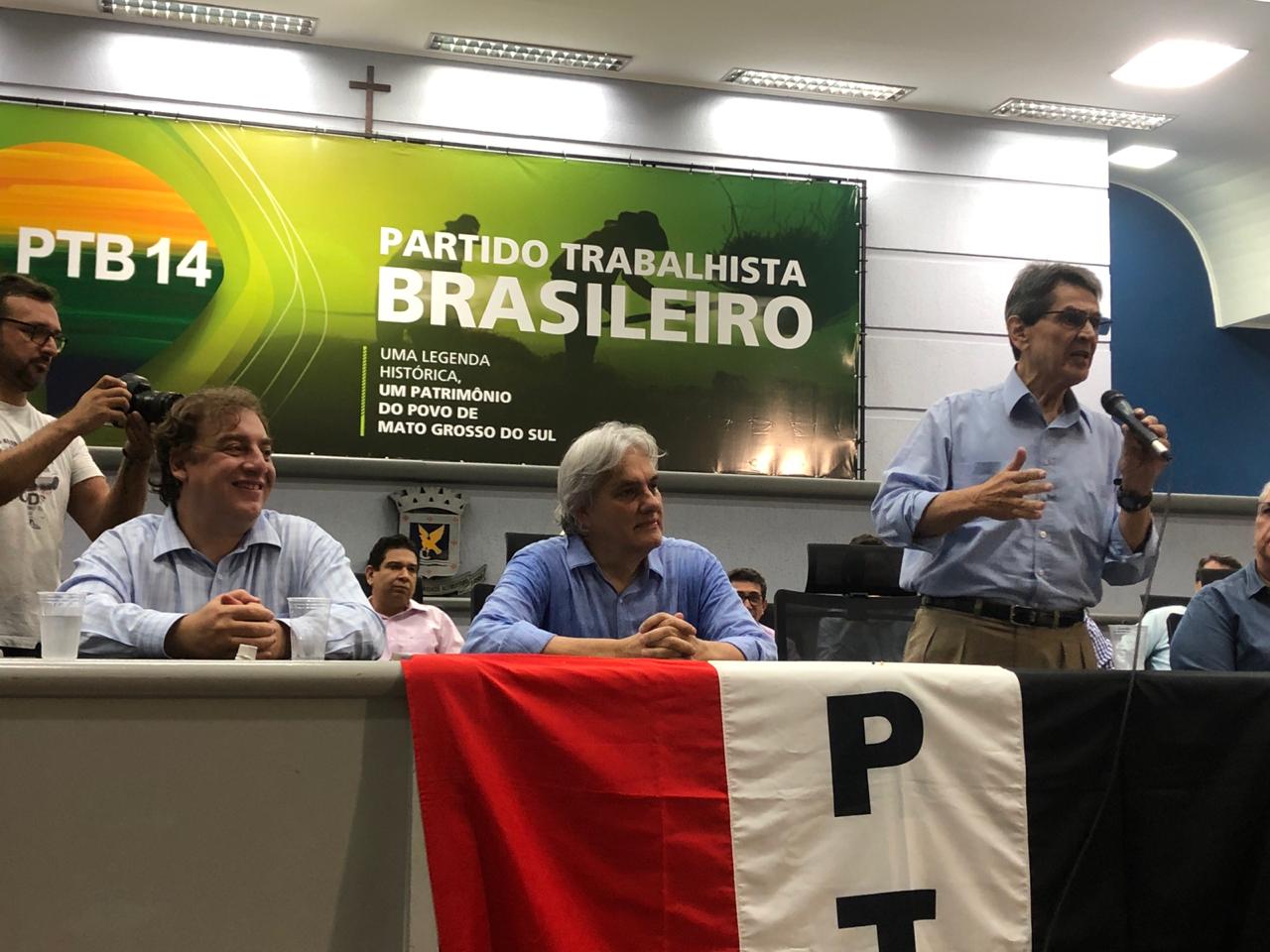 "He is back", gritava o presidente nacional do PTB Roberto Jefferson ao se referir a Delcídio do Amaral - Gabi Couto/CBN