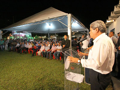 O governador André Puccinelli participou a abertura oficial da 49ª Exposição Agropecuária ? Expopar - -
