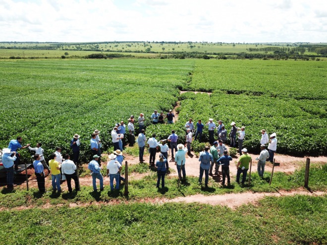 Esta semana a cidade recebeu uma caravana de produtores e representantes comerciais - Assessoria/Sindicato Rural