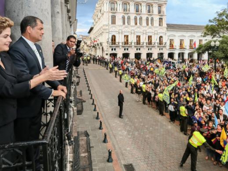 Quito/Equador - A presidenta Dilma chegou ontem ao Equador, onde se reuniu com o presidente do país, Rafael Correa - Roberto Stuckert Filho/PR Quito/Equador - A presidenta Dilma chegou ontem ao Equador, onde se reuniu com o presidente do país, Rafael Correa - Roberto Stuckert Filho/PR